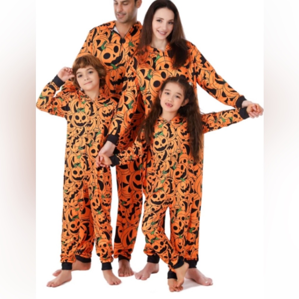 NWOT VNVNE Pumpkin Skeleton Onesie Pjs for Adult/Couples/Women/Men, Size Large